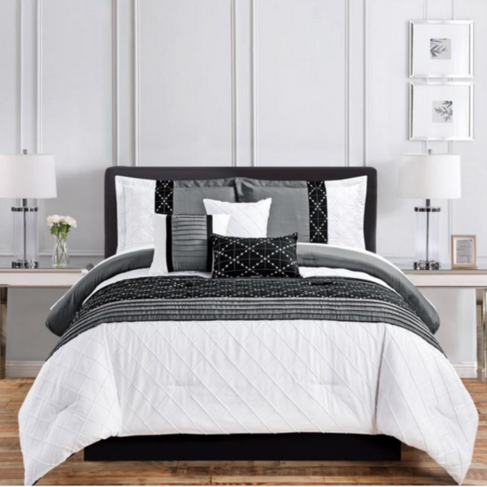 Brigitte Comforter Set