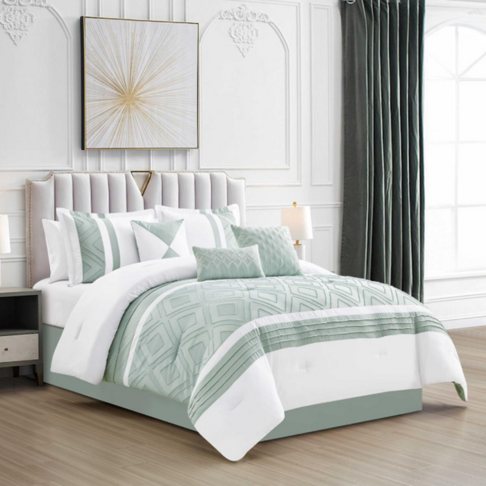 Chloe Comforter Set