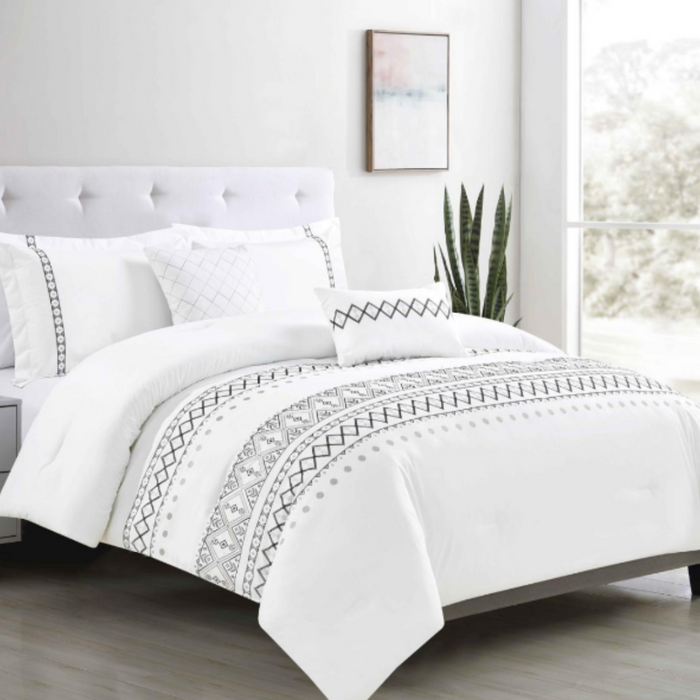 Fabiola Comforter Set