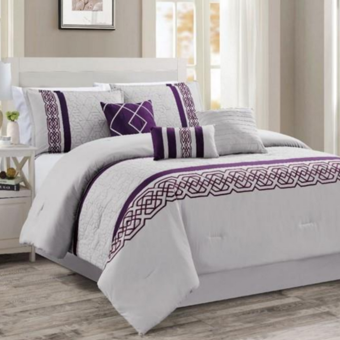 Selena Comforter Set